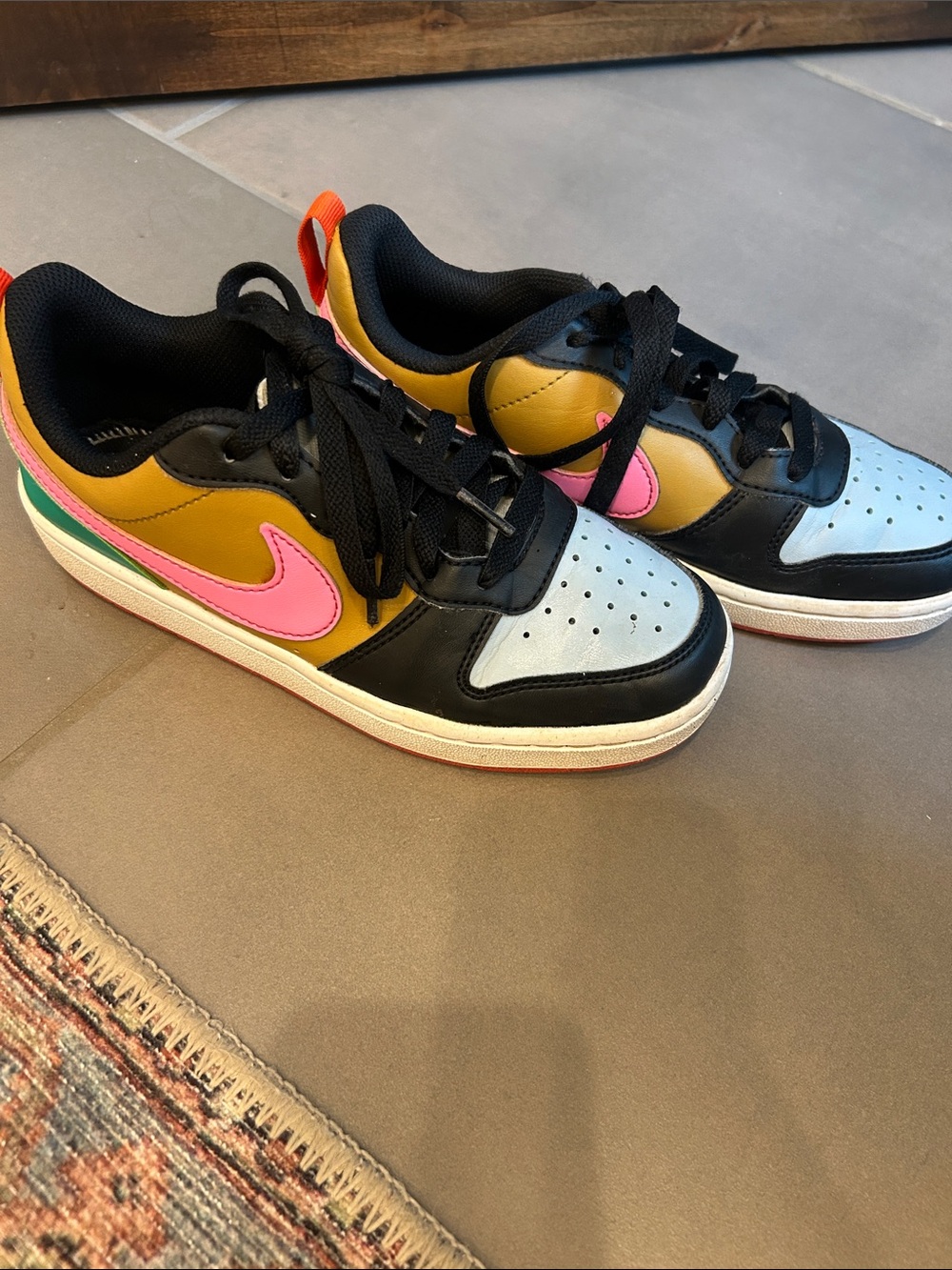 Nike Low-Top Sneakers in Light Blue, Black, Pink & Mustard
